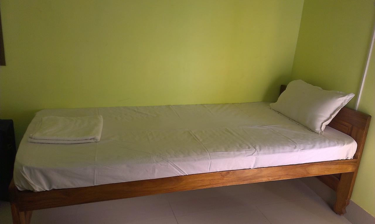 Hotel Vinayak Māldah Extérieur photo